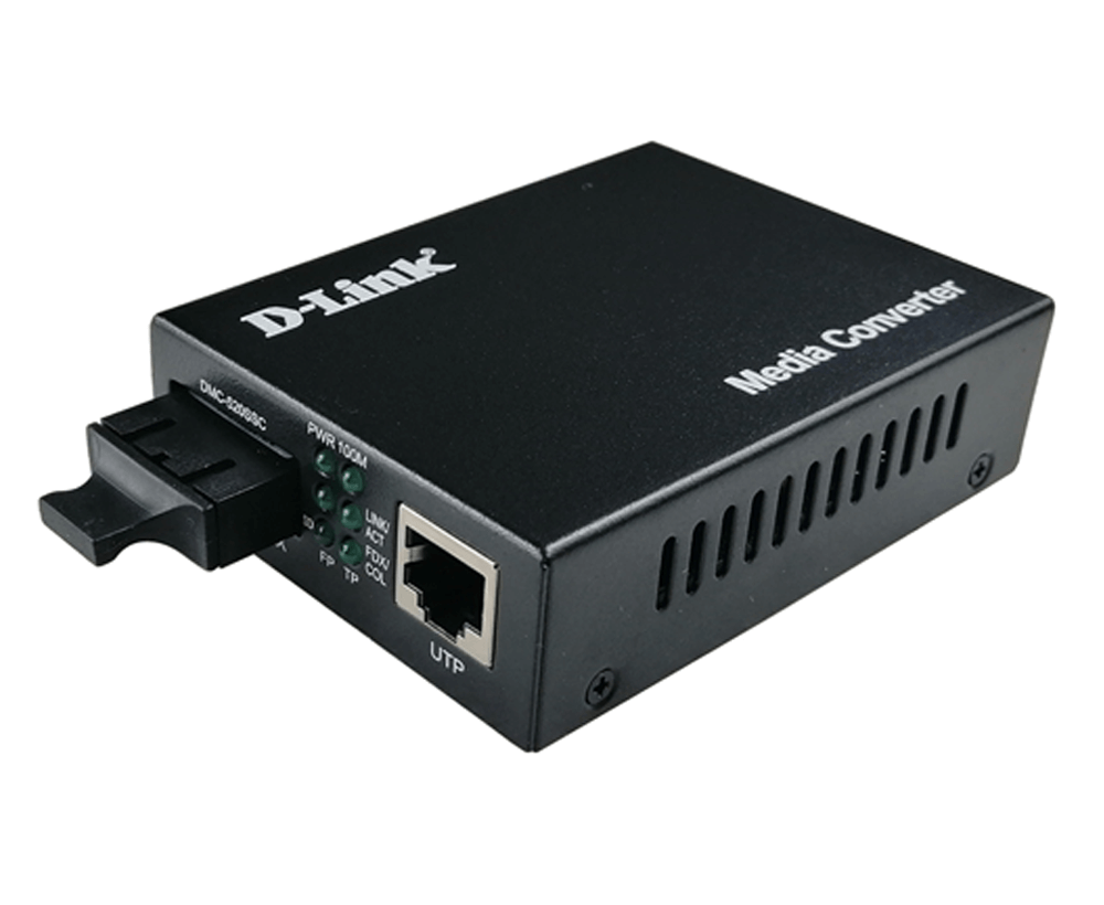 D-Link DMC-560SSC 10/100Base-TX Fast Ethernet Twisted-pair to 100Base-FX Fast Ethernet Fiber 1310nm Single-mode Fiber (60 km, SC) Media Converter EU/UK plug